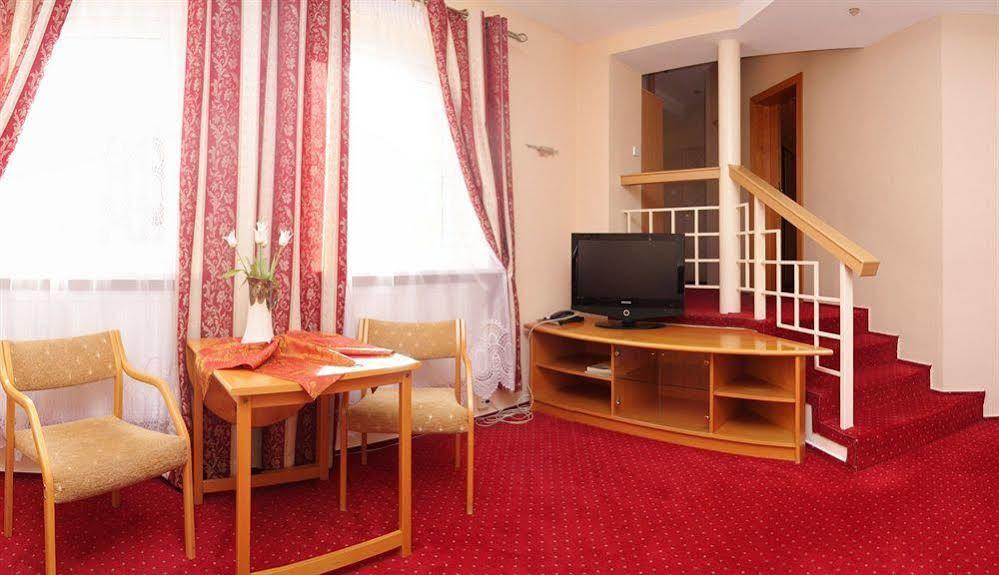 Hotel Wiktoria Sklářská Poruba Exteriér fotografie